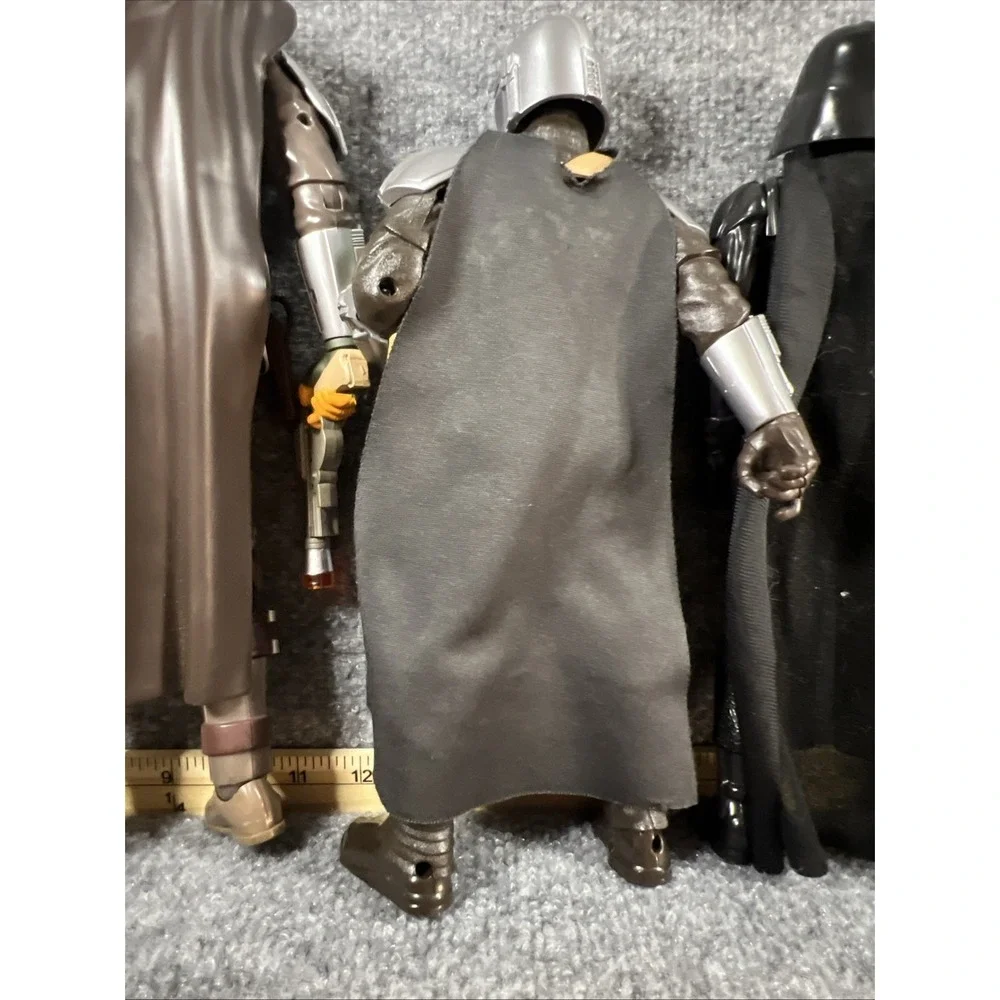 Star Wars 7-Piece Toy Lot 5 Action Figures (2 Talk) Boba Fett Funko& Lightsaber